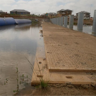 2 * 8ft HDPE Perlindungan Tanah Lembar Tikar Akses Jalan Sementara Untuk Konstruksi
